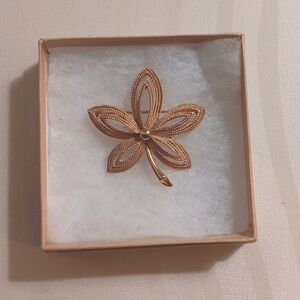 Vintage Floral Brooch